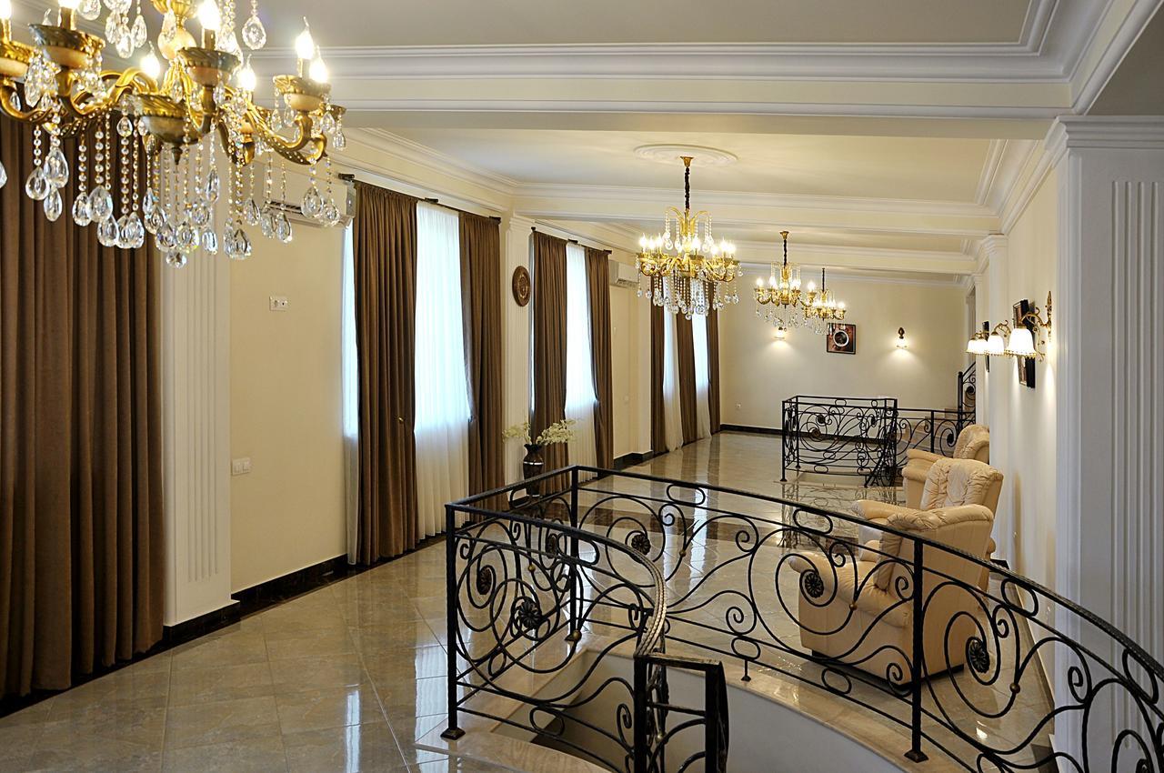 Gremi Hotel
